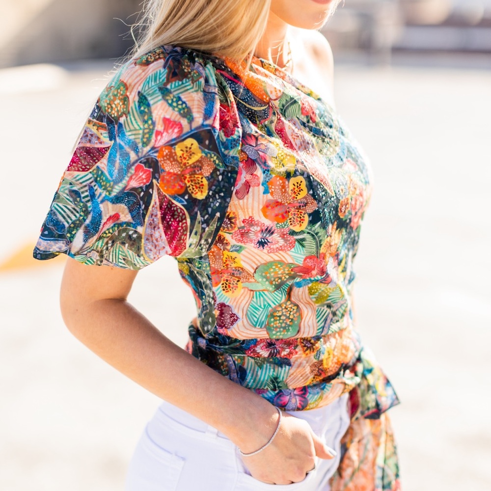 amanda uprichard top